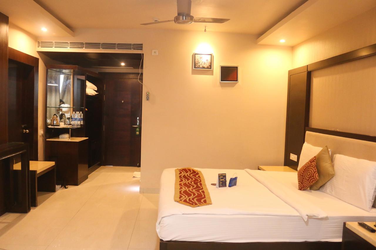 فندق بوريفي  Oyo 3345 Shubham Beach المظهر الخارجي الصورة